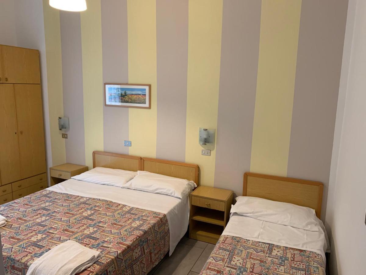 Residence Abamar Rimini Bagian luar foto