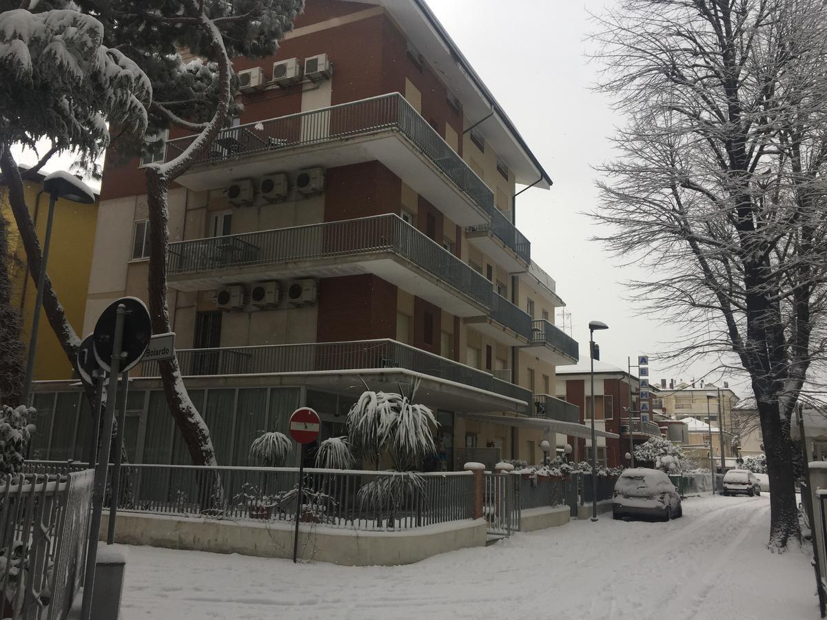 Residence Abamar Rimini Bagian luar foto